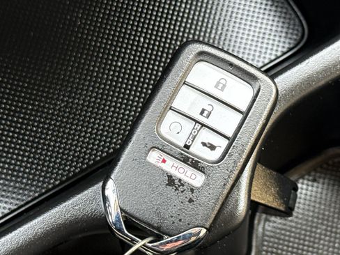 Used 2021 Honda CR-V EX-L image 37