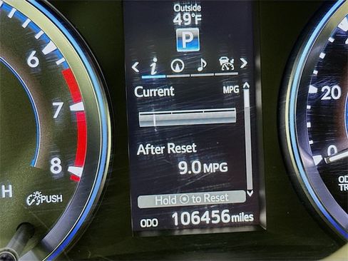 Used 2014 Toyota Highlander Limited image 4