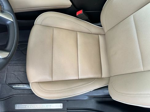 Used 2023 Chevrolet Tahoe Premier RWD image 13