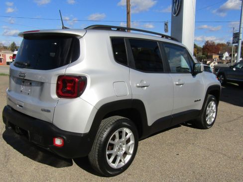 Used 2019 Jeep Renegade Latitude w/ UConnect 8.4 Nav Group image 6