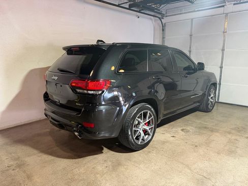 Used 2016 Jeep Grand Cherokee SRT AWD/4WD image 5