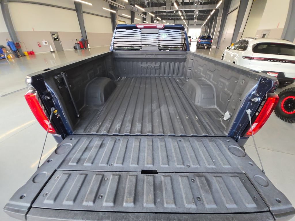 Used 2019 GMC Sierra 1500 SLT w/ SLT Premium Plus Package AWD/4WD image 23