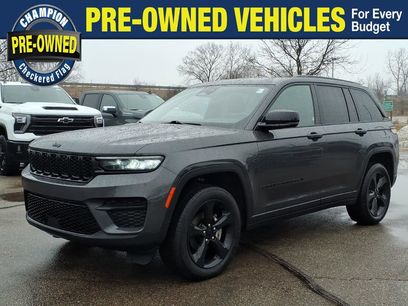 Used 2023 Jeep Grand Cherokee Altitude