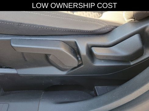 Used 2021 Ford Escape SE image 4