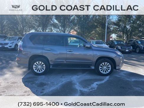 Used 2015 Lexus GX 460 image 4