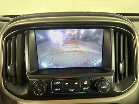 Used 2016 Chevrolet Colorado Z71 AWD/4WD image 17