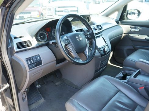 Used 2015 Honda Odyssey Touring Elite image 15