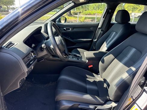 Certified 2024 Honda Civic Sport image 12