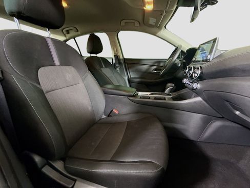 Used 2025 Nissan Sentra SV w/ All-Weather Package FWD image 29