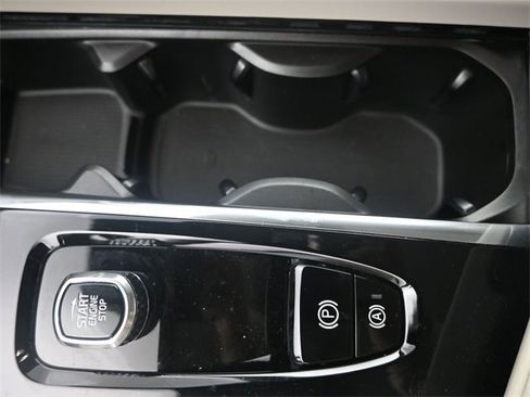 Used 2024 Volvo S60 B5 Core w/ Climate Package image 9