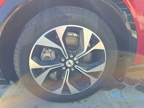 Used 2021 Ford Mustang Mach-E Premium image 17