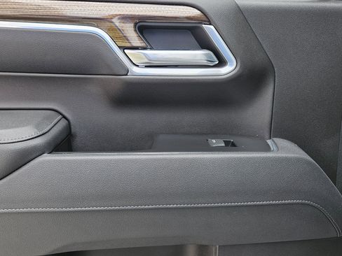 Used 2025 Chevrolet Silverado 1500 LT w/ Safety Package image 23