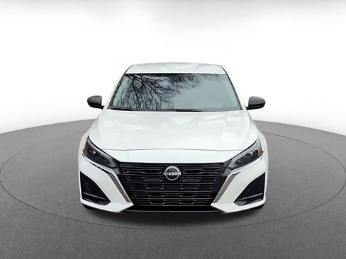 Used 2025 Nissan Altima 2.5 SV image 4