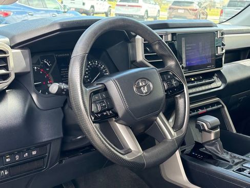 Used 2022 Toyota Tundra SR5 AWD/4WD image 8
