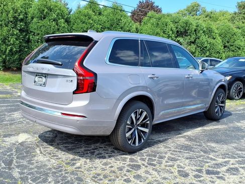 New 2026 Volvo XC90 B5 Core AWD/4WD image 5