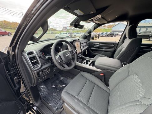 New 2026 RAM 1500 Big Horn AWD/4WD image 41