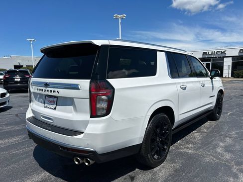 Certified 2022 Chevrolet Suburban High Country w/ LPO, Illumination Package AWD/4WD image 8
