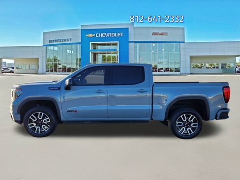 Used 2025 GMC Sierra 1500 AT4 w/ AT4 Premium Package image 4