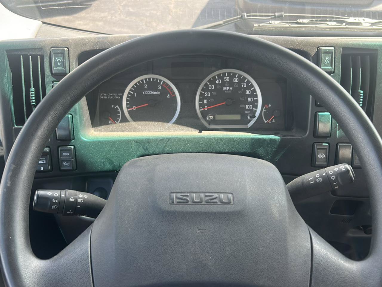 Used 2023 Isuzu NPR RWD image 19