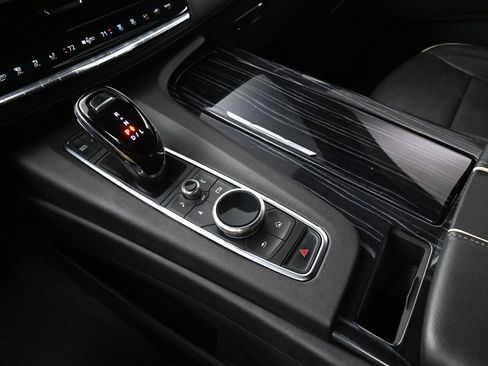 Used 2022 Cadillac Escalade Sport w/ Touring Package AWD/4WD image 44
