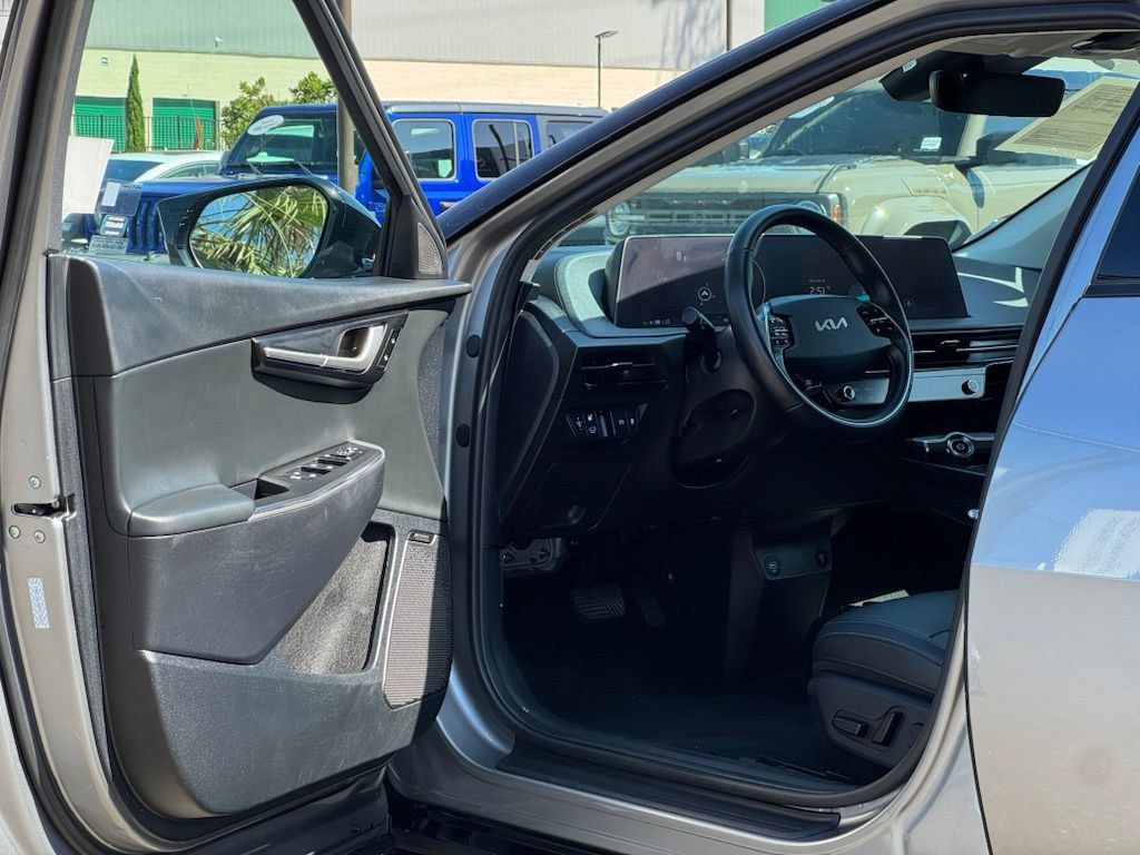Used 2023 Kia EV6 Wind RWD image 8