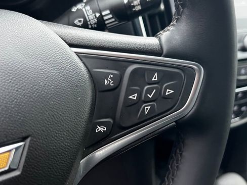 Used 2023 Chevrolet Equinox Premier image 25