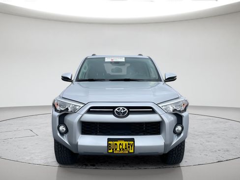 Certified 2020 Toyota 4Runner SR5 Premium AWD/4WD image 2
