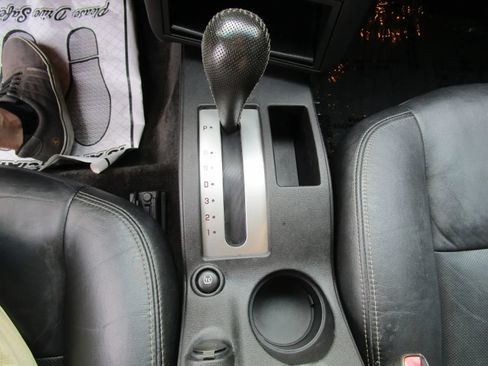 Used 2007 Pontiac Grand Prix w/ Sun And Sound Package FWD image 14