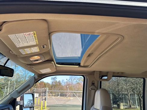 Used 2009 Ford F250 FX4 image 12