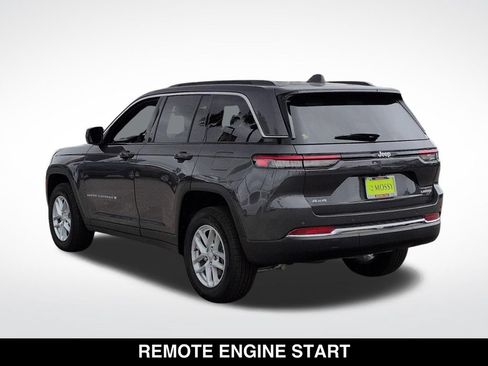 Used 2025 Jeep Grand Cherokee Laredo X w/ Luxury Tech Group I AWD/4WD image 7