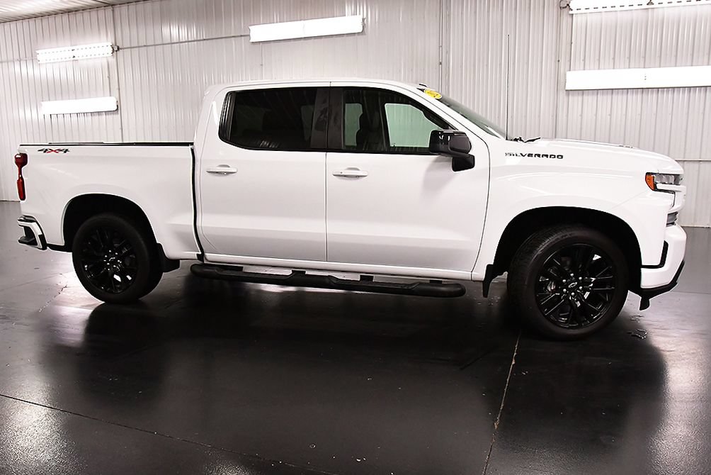 Used 2022 Chevrolet Silverado 1500 RST w/ Rally Edition AWD/4WD image 8
