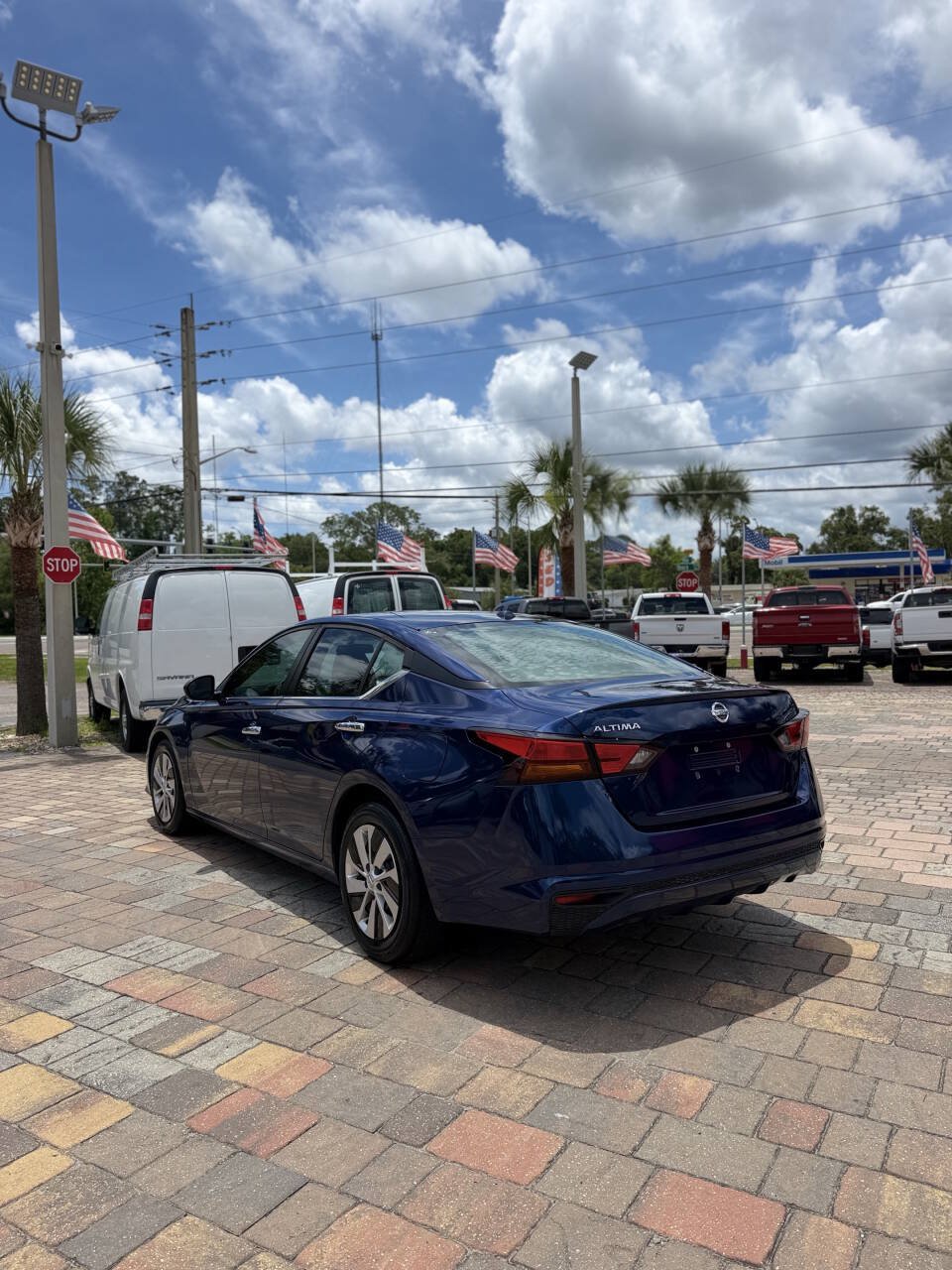 Used 2019 Nissan Altima 2.5 S FWD image 10