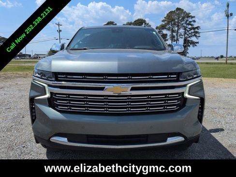 Used 2023 Chevrolet Suburban Premier RWD image 8