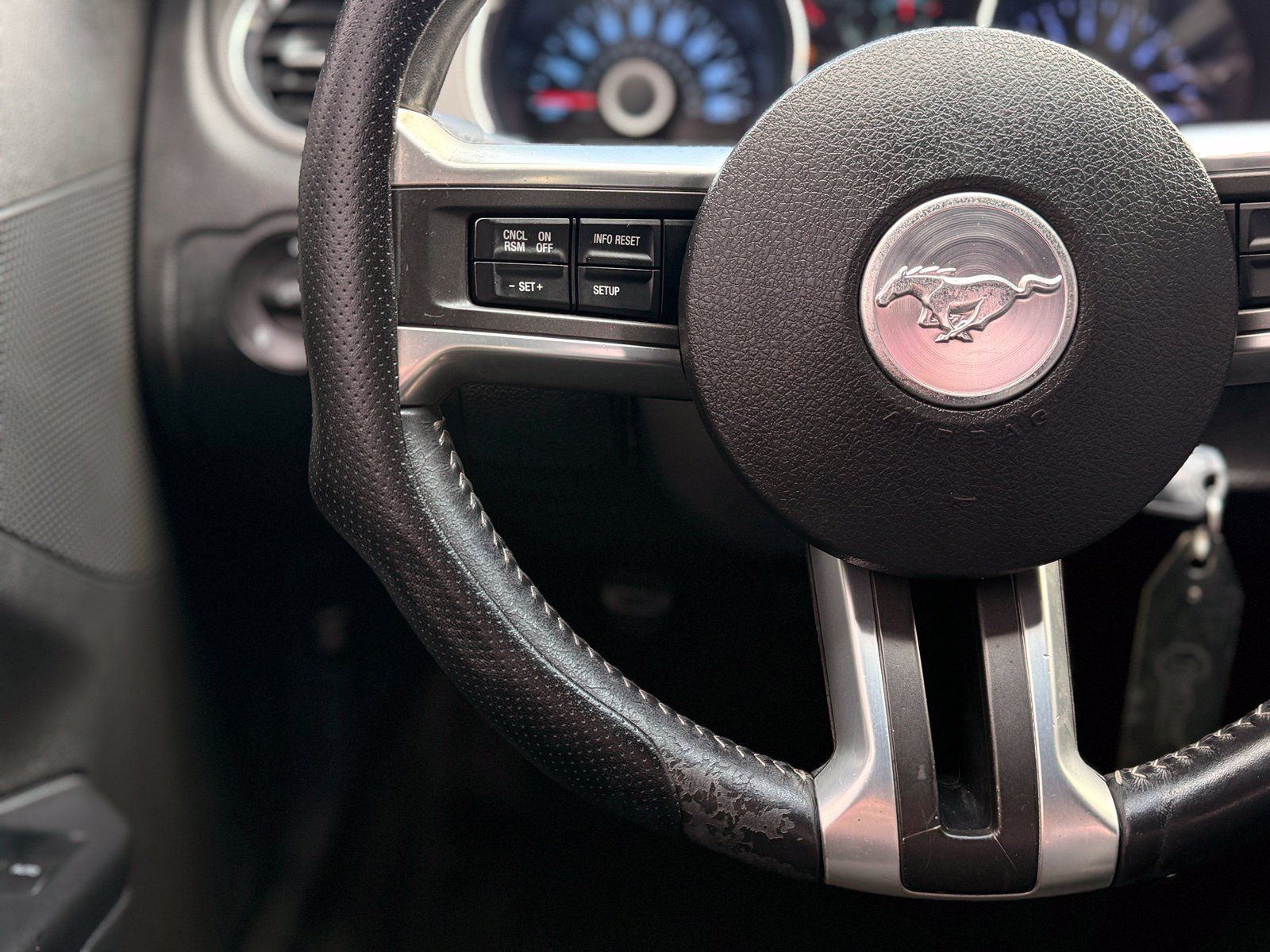 Used 2014 Ford Mustang GT RWD image 26