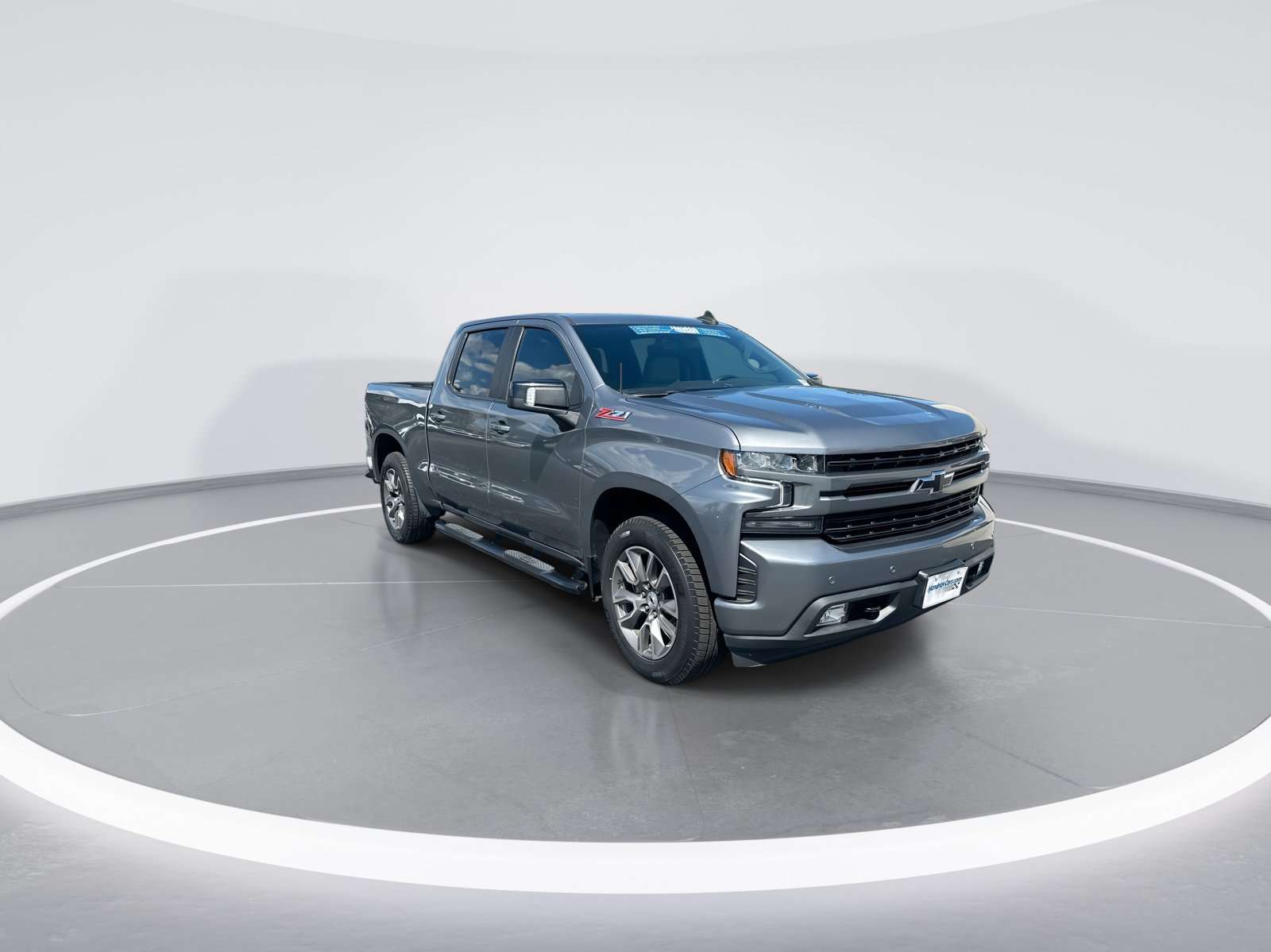 Used 2021 Chevrolet Silverado 1500 RST w/ Convenience Package II AWD/4WD image 2