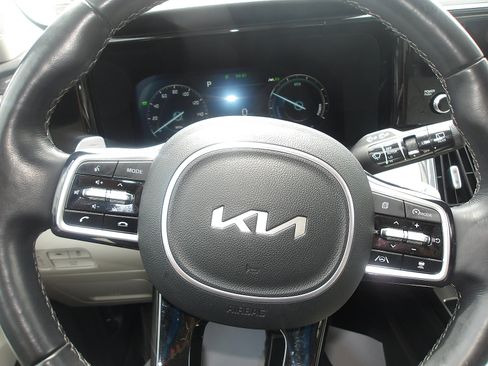 Used 2023 Kia Sorento SX Prestige AWD/4WD image 19