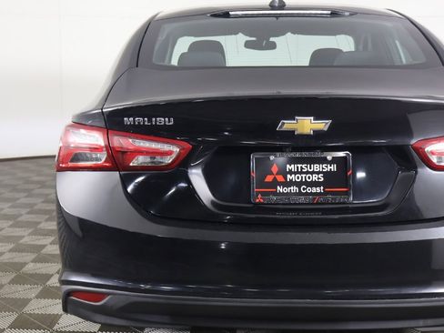Used 2022 Chevrolet Malibu LT image 12