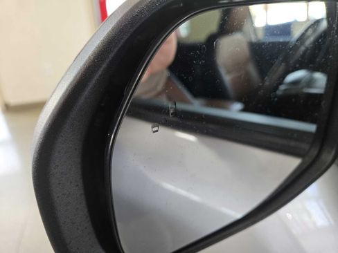 Used 2022 Ford Maverick Lariat FWD image 15