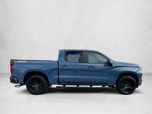 Used 2024 Chevrolet Silverado 1500 Custom w/ Turbomax Blackout Package image 5