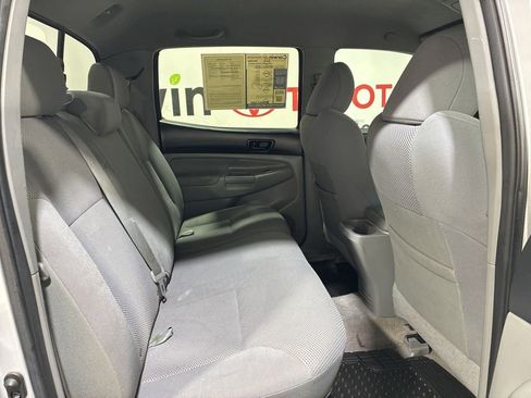 Used 2011 Toyota Tacoma 4x4 Double Cab w/ TRD Sport Pkg image 15
