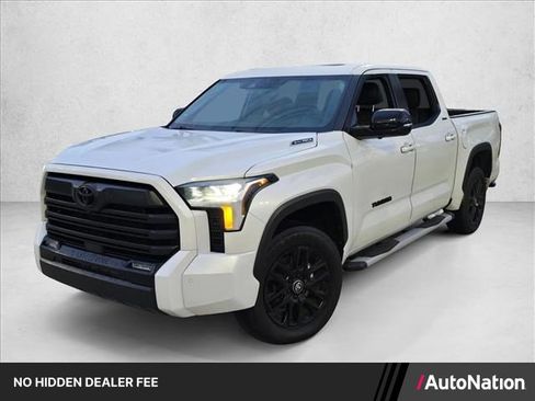 Used 2025 Toyota Tundra Limited AWD/4WD image 1