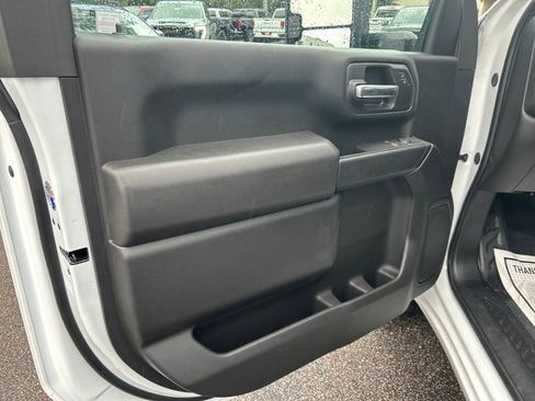 New 2025 GMC Sierra 2500 Pro image 12