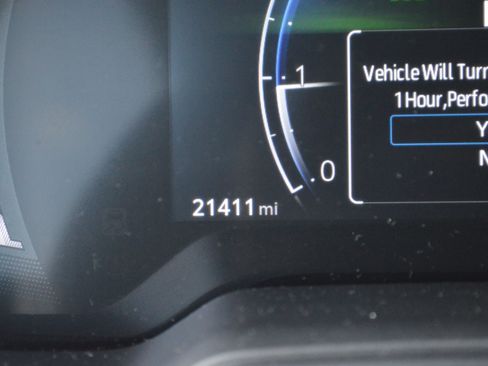 Used 2025 Toyota Corolla FX w/ Convenience Package FWD image 17