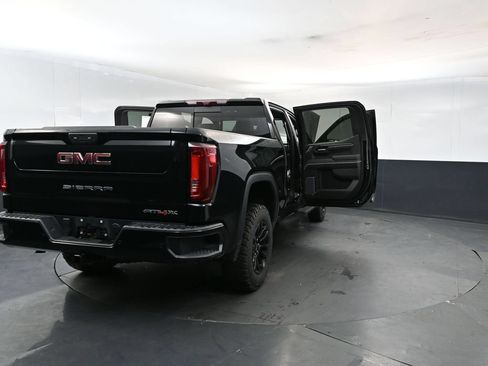 Used 2022 GMC Sierra 1500 AT4X AWD/4WD image 29