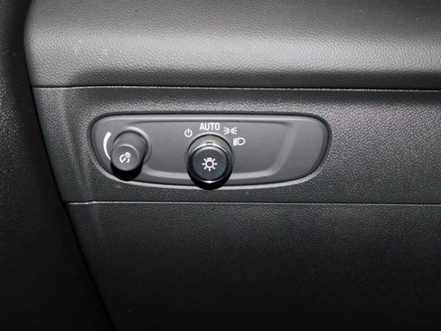 Used 2023 Buick Envision Preferred image 25