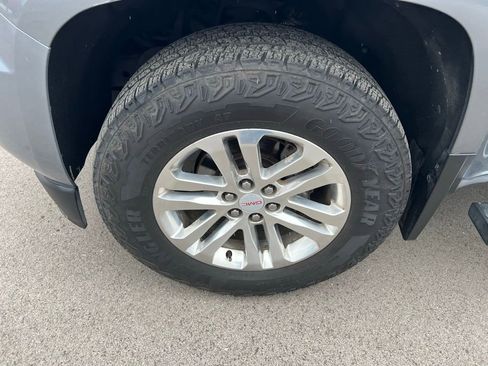 Used 2018 GMC Canyon SLT w/ Driver Alert Package image 12