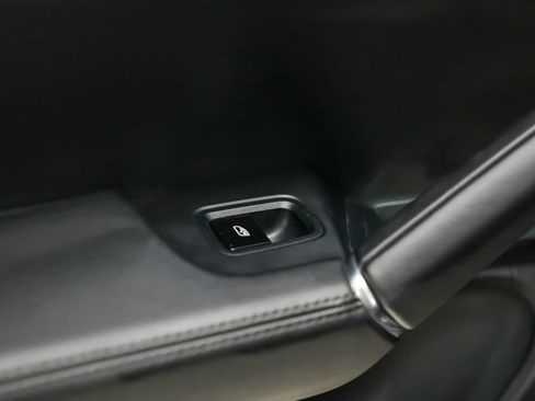 Used 2020 Porsche Cayenne Turbo AWD/4WD image 16
