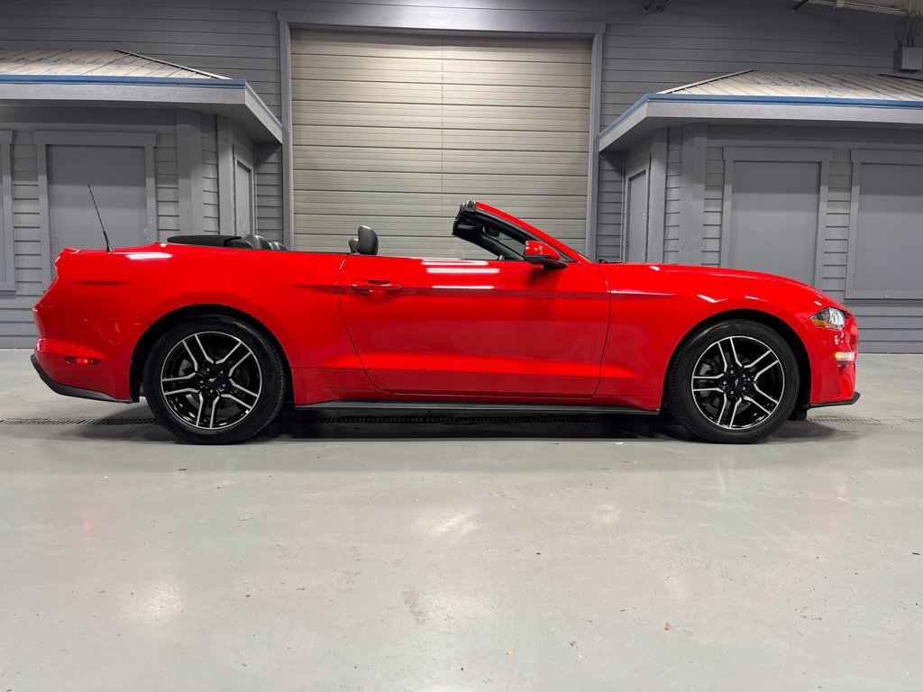 Used 2018 Ford Mustang Premium RWD image 18