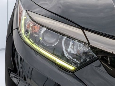 Used 2022 Honda HR-V Sport image 9