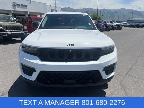 Used 2023 Jeep Grand Cherokee Limited w/ Luxury Tech Group II AWD/4WD image 18